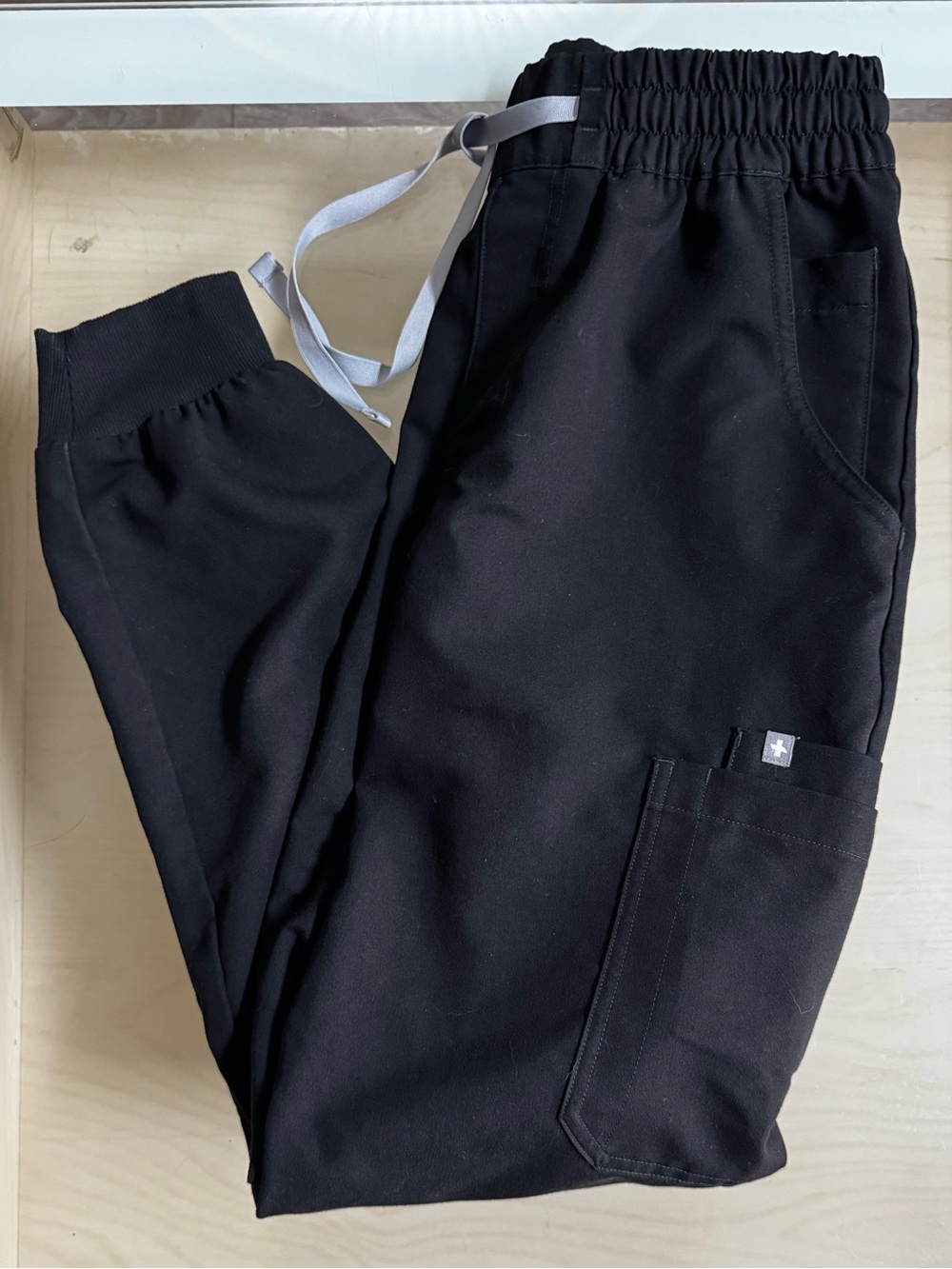 Figs S black high waisted uman joggers